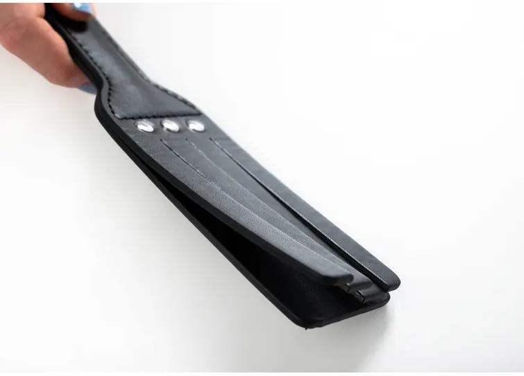 Fantasy Fetish - Paddle con Borchie - Nero