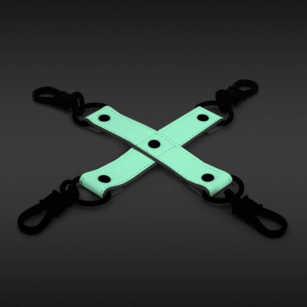 GLO Bondage - Hog Tie - Verde_B15O25_2