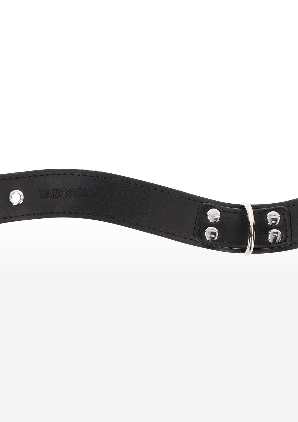 Elegante collare con anello a D nero