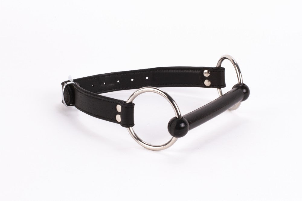 Parte superiore in morbida pelle di vitello e imbottitura in pelle di agnello con bocchino in silicone nero